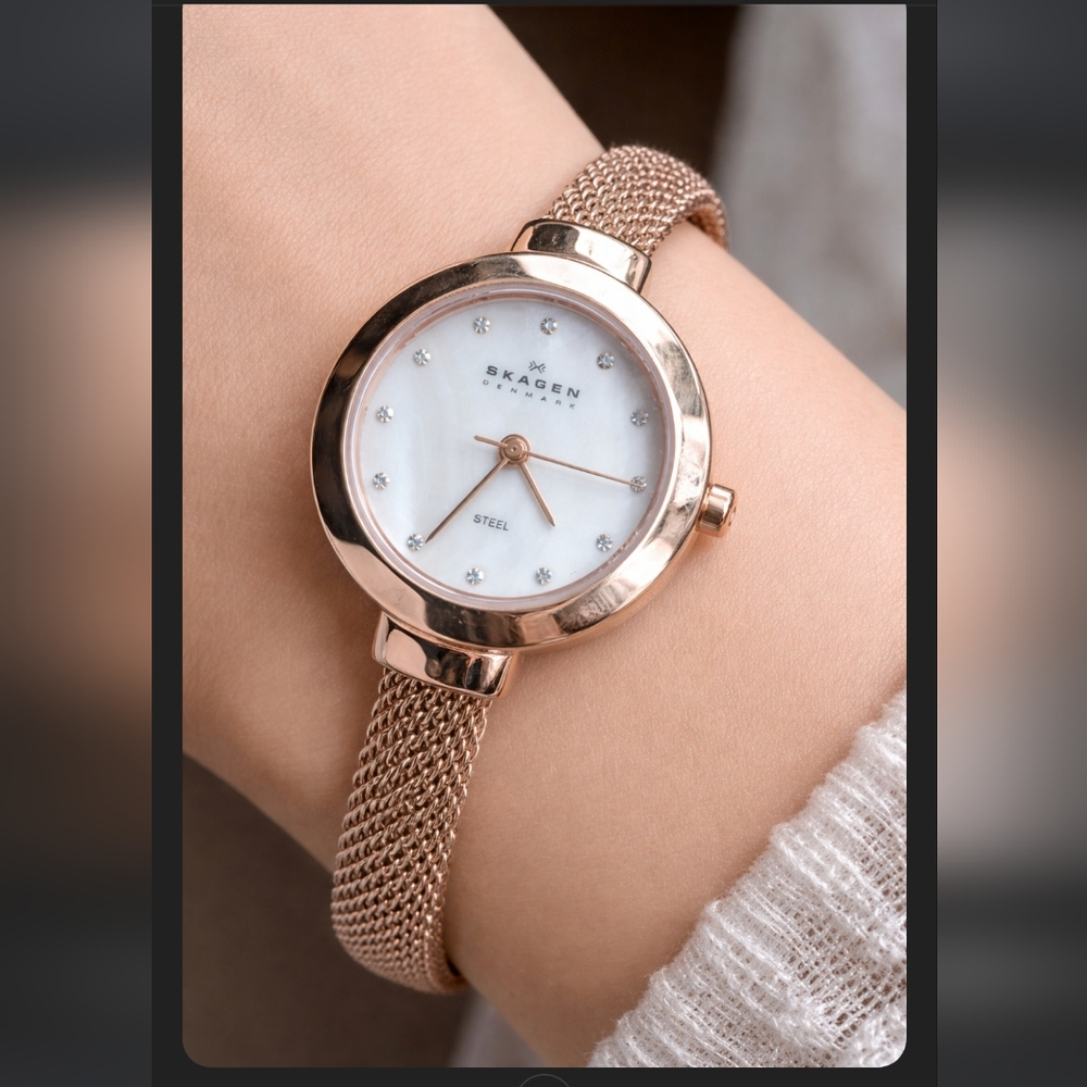 Skagen Rose Gold Mesh Watch with White Mother-of-Pearl‎ Dial